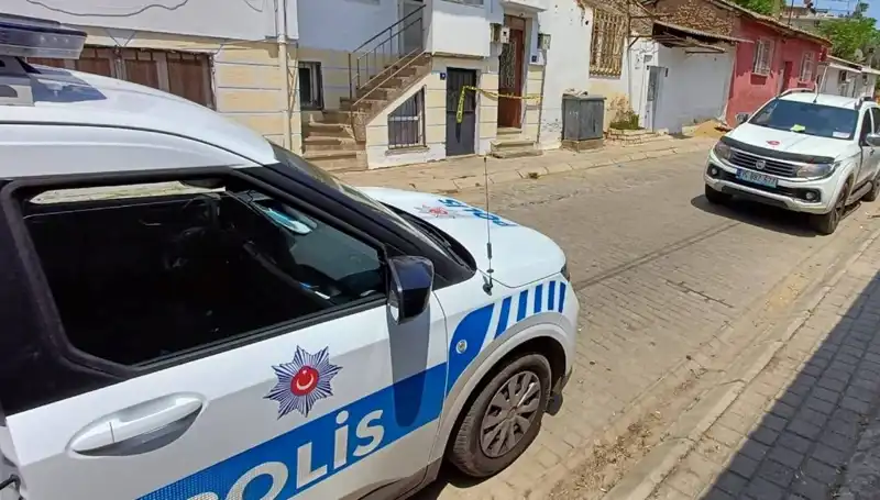 Evinden Kötü Kokular Gelen Yaşlı Adamın Ölümü Şok Etti