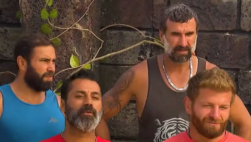 Survivor'da Sürpriz Ayrılık: Kaderin Oyununda Birleşmeyi Göremeyenler