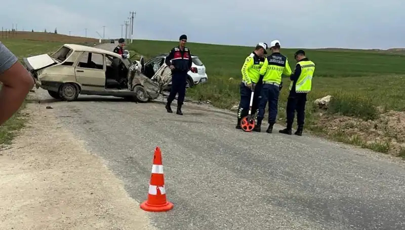 Sevgili Annesine Son Veda: Trafik Kazasında Hayatını Kaybetti