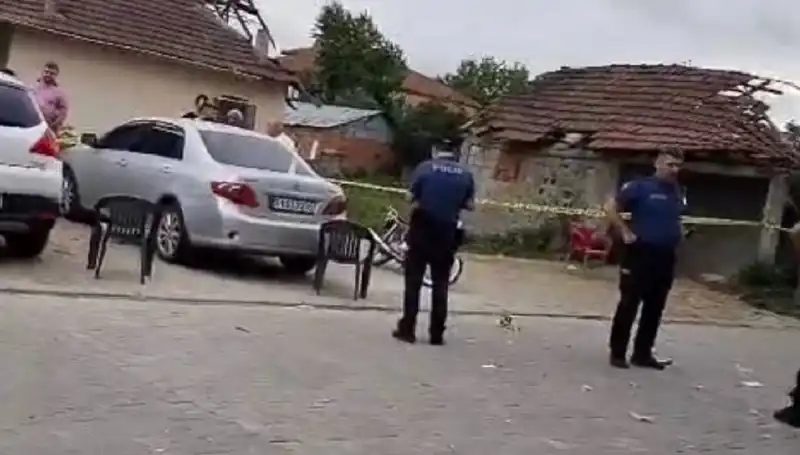 Tuvalette Yakalanan Katil, Korkunç Cinayetin Ardındaki Gizemi Ortaya Çıkardı