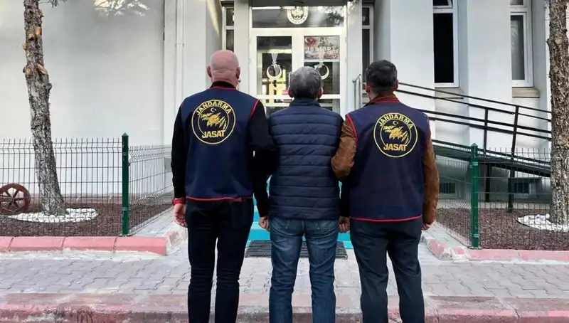 MİT TIR’larının Durdurulmasında Görevli Emniyet Müdürü, Firari FETÖ'cü Olarak Yakalandı