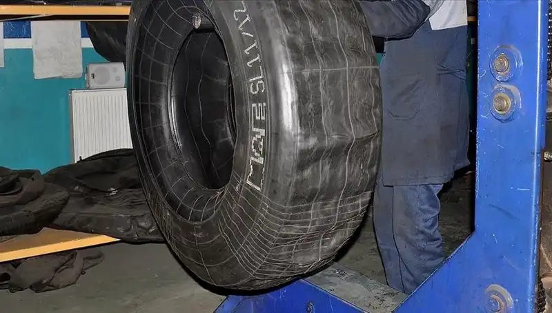 Trafikte Kaplama Lastik Tehlikesi: Uzmanlar Uyarıyor, Tedbir Alın!
