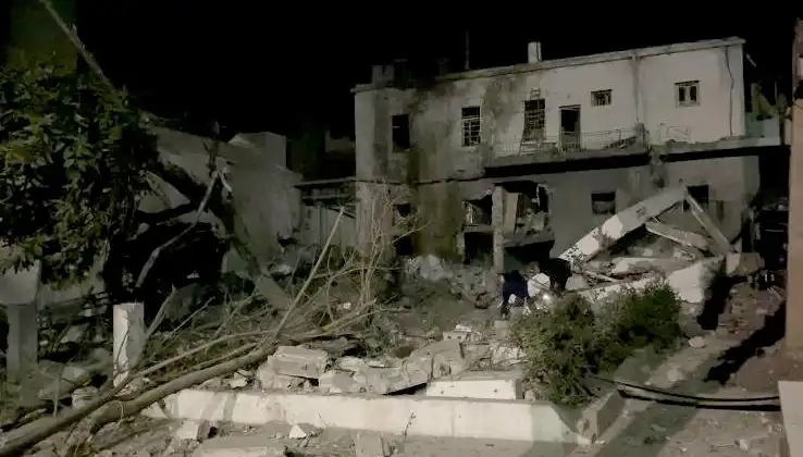 İsrail'in Hastane Vurması: Acil Servis Yıkıldı, Sağlık Durumu Tehlikede