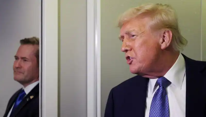 Trump'ın Sınırları Aşan Hatası: Mike Waltz Görevden Alındı!