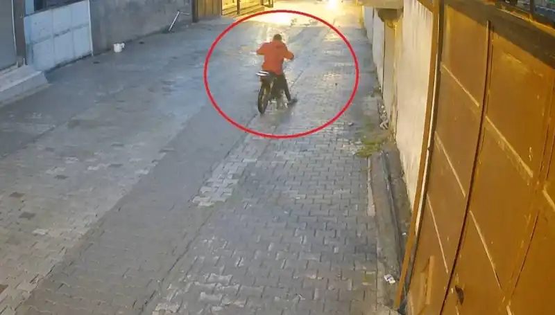 Hırsız, Çaldığı Motosikletin Arızasına Rağmen Kaçışa Devam Etti!