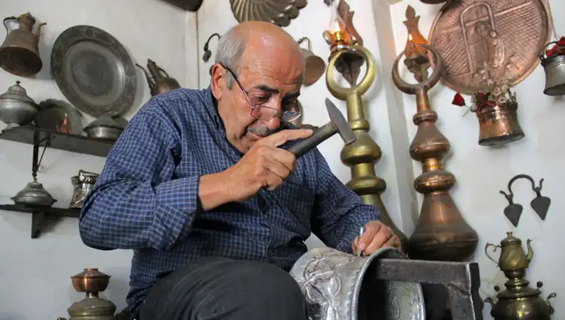 Yarım Asırlık Bir Şaheser: İşini Sanata Dönüştüren Ustaların Hikayesi