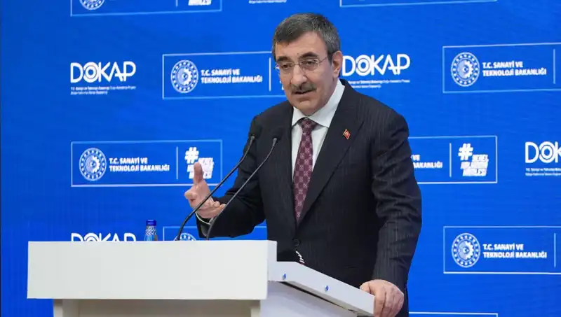 Cevdet Yılmaz'dan Ekonomide Dönüşüm: Enflasyonu Düşürme Vurgusu