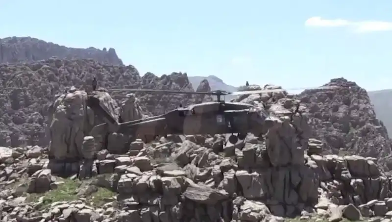 PKK'nın Silah Bırakma Süreci: Yeni Dönem Başlangıcı Mı?