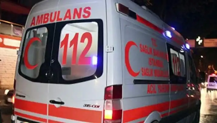 Afyonkarahisar'da Devrilen Otomobil Kazası: Bir Hayat Gitti, Üç Kişi Yaralı