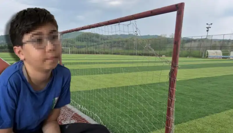 Halı Saha İhmalinin Faturası: Mahmut'un Hayatı Tehlikeye Girdi