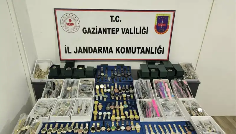 Gaziantep'te Kaçak Saat Operasyonunda 3 Milyon Lira Değerinde Malzeme Ele Geçirildi!