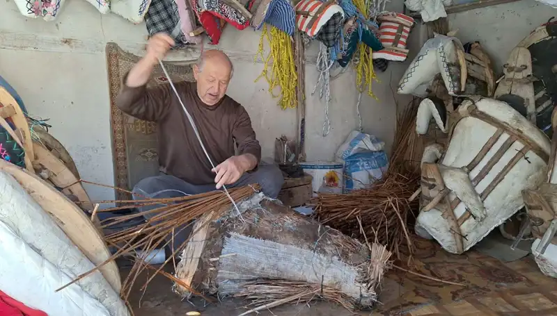 Teknolojiye Meydan Okuyan Ebeveynlerin Hikayesi: Baba Mesleğini Yaşatıyor
