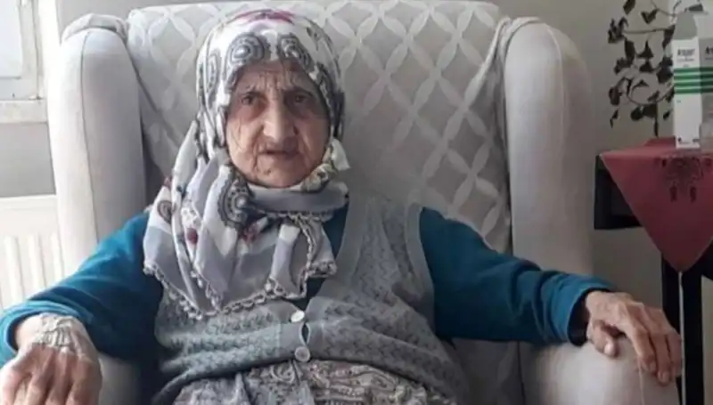 Otomobilin Çarptığı Yaşlı Kadın Hayatını Kaybetti: Kaza Sonrası Yaşananlar
