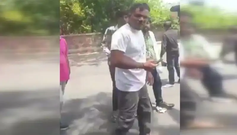 11A Yolcusunun Şaşırtıcı Hikayesi: "Biri Beni Yakaladı"