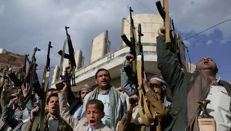 Husiler, Yemen'de ABD ile Karşılaşmaya Hazırlanıyor mu?