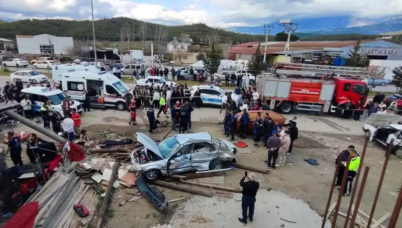 Bayram Tatilinde Tüm Ülke Sarsıldı: 57 Can Kaybı, 6 Bin 533 Yaralı!
