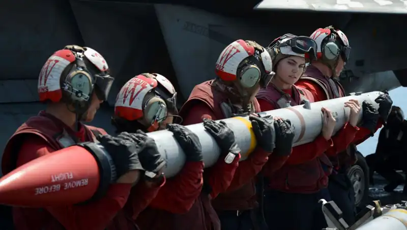 Amerikan Füzeleri Suudi Arabistan'a, Güvenlik Stratejisi Mi Değişiyor?