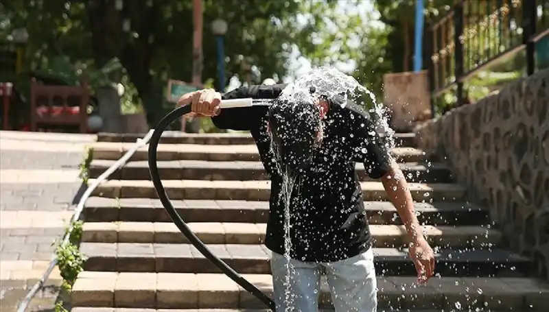Hafta Sonu Sıcaklık Rekorları Kırılacak! Hazırlığınızı Yapın