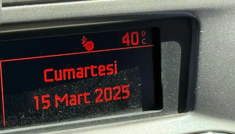 Adana'da Sıcaklık Rekoru: Termometreler 40 Dereceyi Geçti, Neler Oluyor?