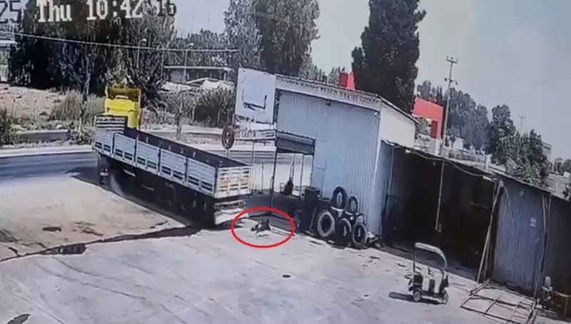 16 Yaşındaki Çocuk İşçinin TIR Altında Kalan Ölümcül Trajedisi