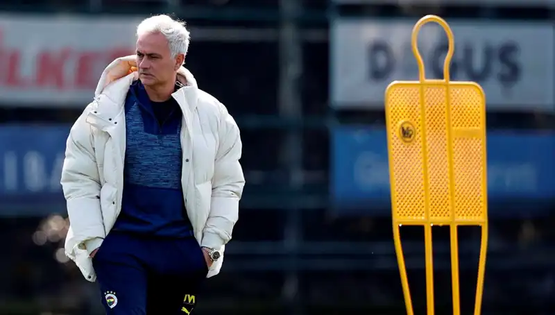 Mourinho'nun Bir Numarası: Futbol Dünyasında Yeni Bir Çağ Başlatıyor!