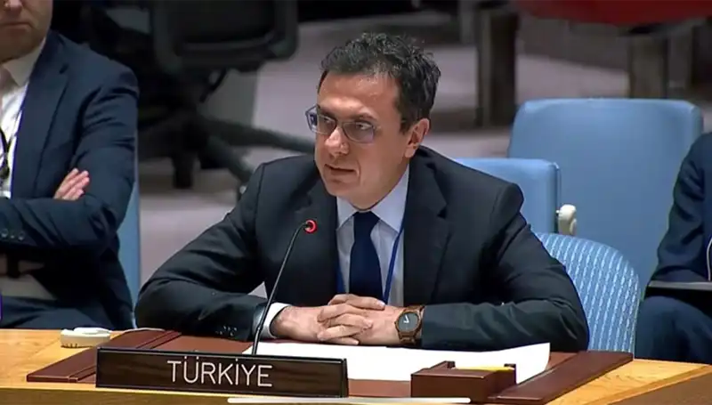 Keçeli: İsrail’in Suriye Hava Saldırılarına Son Vermesi Şart