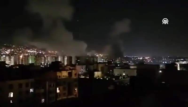 İsrail'in Tahran'a Saldırısı: Ortadoğu'da Yeni Bir Dönem Mi Başlıyor?