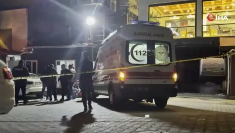 Gece Kulübü Önünde Alacak Verecek Cinayeti: Şok Edici Olayın Detayları