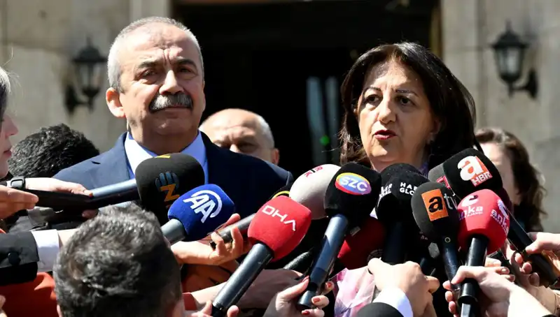 Sırrı Süreyya Önder Kimdir? Hastalığı Nedeniyle Neler Yaşadı?