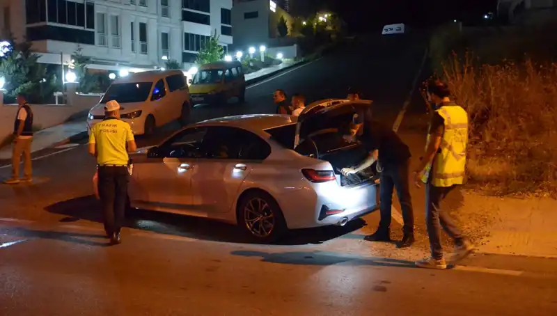 Edirne'de Denetimlerden Kaçan Şahıslar Gözaltına Alındı!