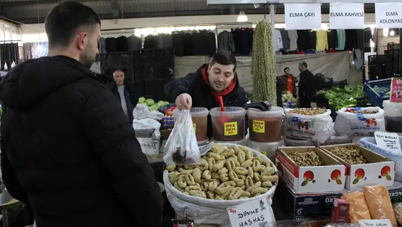 Sarı Altın Fırtınası: Pazarın En Pahalı Altın Türü Gece Gündüz Satılıyor