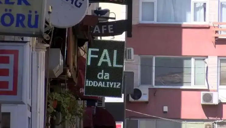 Para Karşılığı Fal Bakmak Artık Ceza Gerektiriyor: İşte Tüm Detaylar