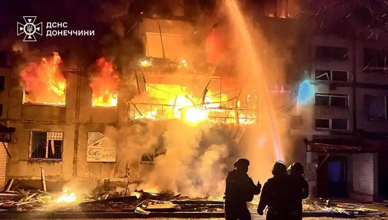 Ukrayna'da Rusya'nın İskender Füzeleriyle Gerçekleşen Bombardıman: Çocuklar Hayatını Kaybetti