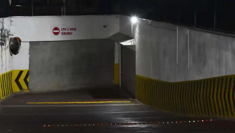 Husumet Neden Oldu? Sitede Cinayet Şok Etti!