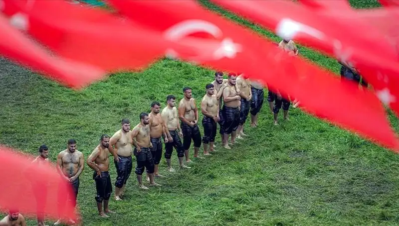 664. Tarihi Kırkpınar Yağlı Güreşleri Başlıyor: Rekor Katılım ve Gerçek Müsabaka