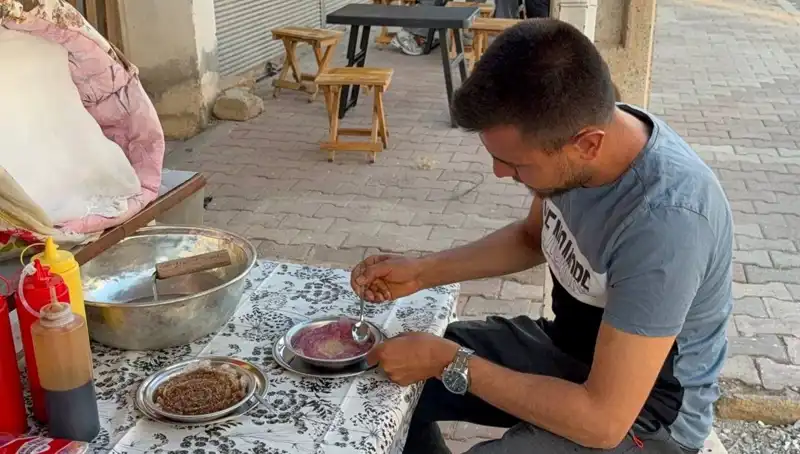 Toros Dağları'nın Zirvesinden Gelen Doğal Lezzet: Tabağını 50 TL'ye Satıyor
