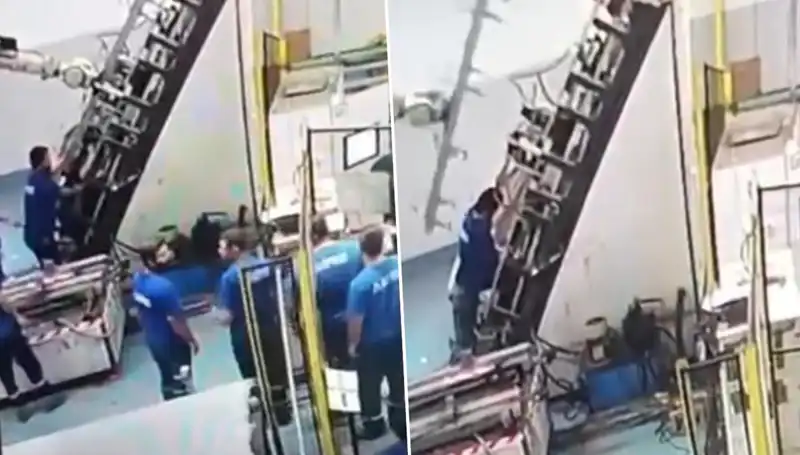 Fabrikada Şok Eden Olay: Makine Çalışanın Sırtına Saplandı!