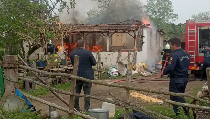 Elektrik Kontağından Çıkan Yangın Panik Yarattı: Son Durum Ne?