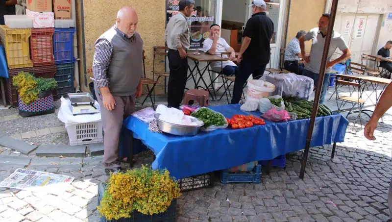 Dağların Şifalı Bitkisi: Doğadan Gelen İyilikler 30 TL'ye Satışta!