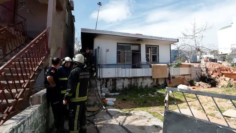 Antalya'da Gecekondu Yangını: Yangının Sebebi ve Sonrası Neler Oldu?