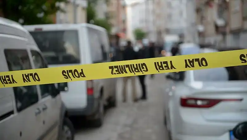 Sakarya'da Balkondan Düşen Hamile Kadın, Hayatını Kaybetti
