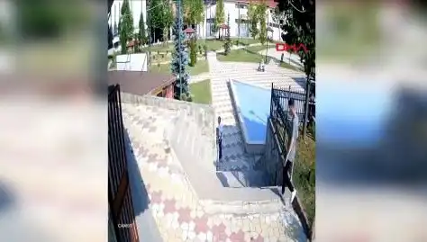 Kastamonu'da Muhtar, Uyarı Sonrası Bıçaklı Saldırıya Uğradı