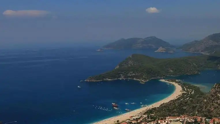 Atina'da Deniz Planlama Krizi: Tepkiler Giderek Büyüyor