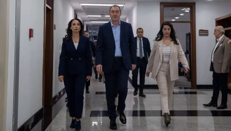 DEM Parti Heyeti Siyasi Parti Turu ile Türkiye’yi Geziyor