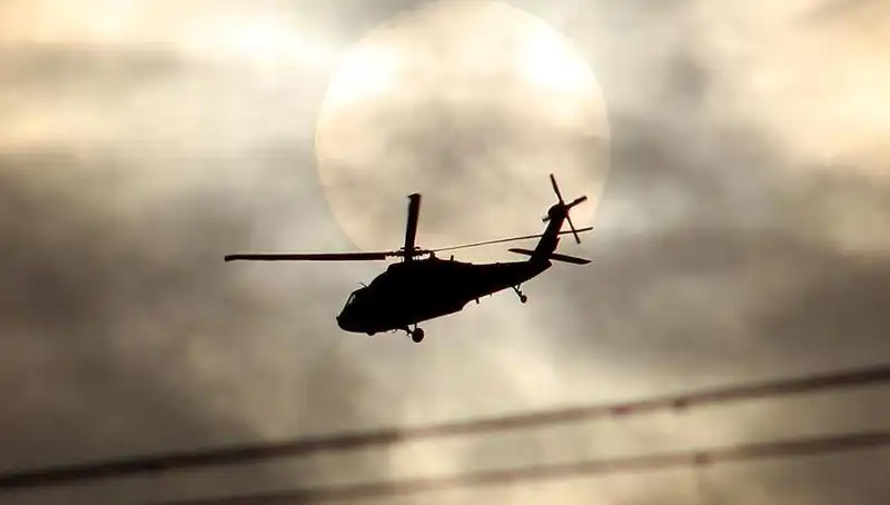 ABD'de Ambulans Helikopteri Düştü: Korkunç Kaza Üç Can Aldı