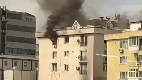 Mecidiyeköy'de Dört Katlı Binada Yangın Paniği: Müdahale Anlarında Neler Yaşandı?