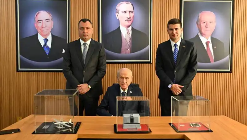 MHP Lideri Bahçeli'den Ülkü Ocakları'na Ziyaret: Mesajlar ve Vizyon