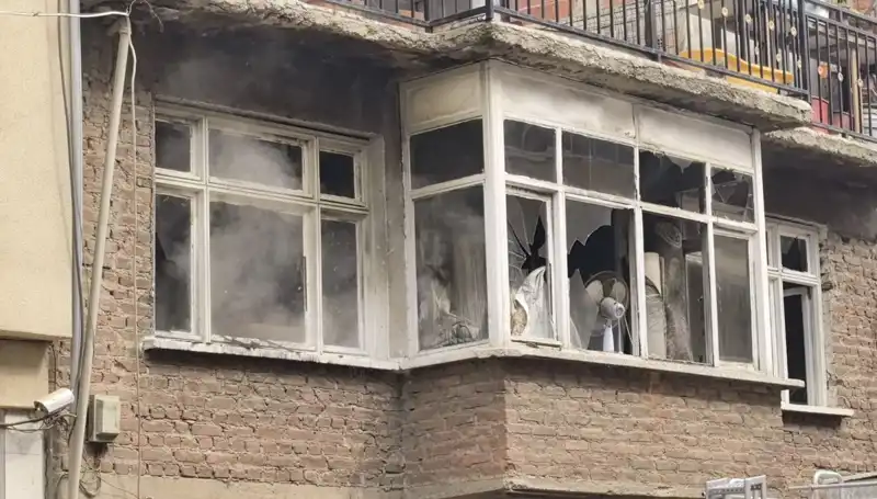 Bursa'da Korkunç Yangın! İki Katlı Ev Alev Alev Yandı