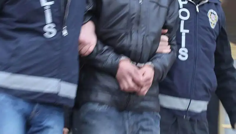 Konya'da Dolandırıcılık Operasyonu: 13 Kişi Gözaltına Alındı!