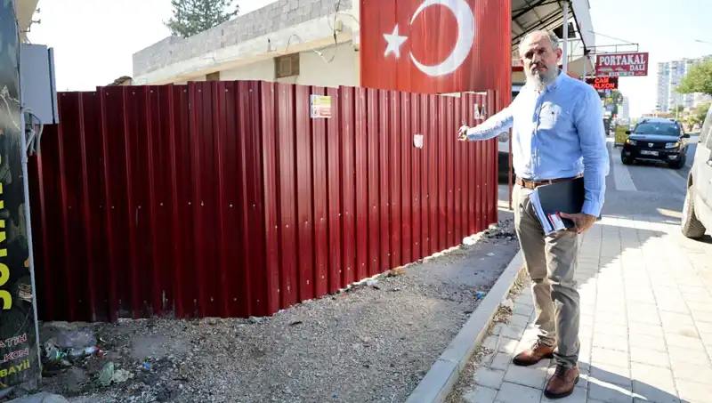Tapulu Arazim! Bir Vatandaş Sokak Girişini Kapattı ve Tartışmalar Başladı